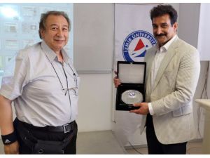 Prof. Dr. Daryush Ila: Kendi Enerjimizi Pil Olarak Kullanabiliriz