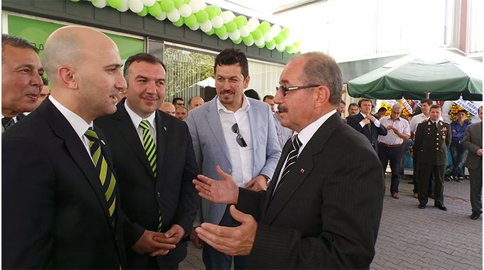 Vali Kocatepe Okul sözü aldı