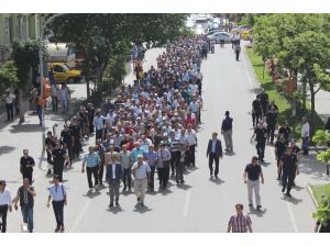 Kütahyada İşçilerin Protestosu Sürüyor