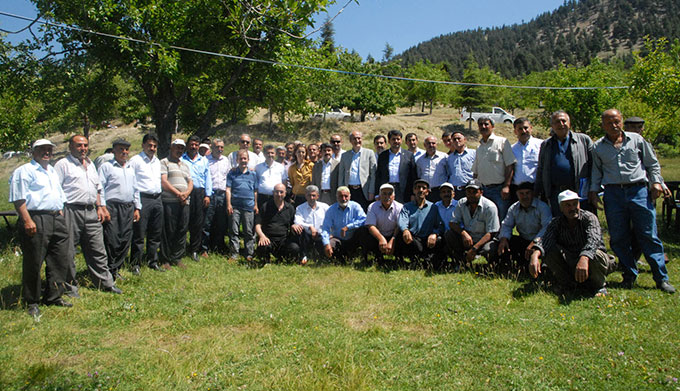 Başkan Necati Okay Sahaya Çıktı