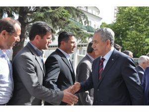 Arınç, Keles’in Genç Kaymakamının Bursa’da Kalmasını İstedi