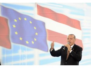 Erdoğan Avusturya’da Türk Vatandaşlarına Hitap Etti