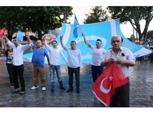 Yağmur Altında Kerkük Protestosu