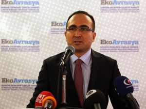 Hikmet Eren: “Türkmenlere Sahip Çıkmak Milli Ödevimizdir”