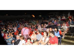 Bursa’da Tarihi Konser