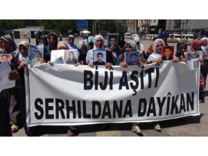 Anneler, Kck’nın 18 Yaş Sınırlamasına Tepki Gösterdi