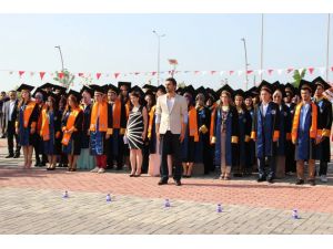 Avrasya Üniversitesi İlk Mezunlarını Verdi