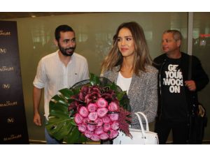 Ünlü Oyuncu Jessıca Alba Türkiye’de