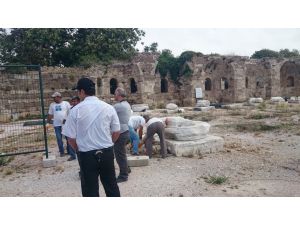 Apollon Tapınağının Etrafındaki Tel Örgüler Kaldırıldı
