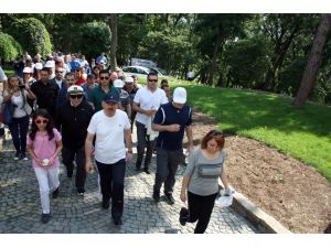 Bakan Müezzinoğlu Sağlıklı Yaşam İçin Yürüdü