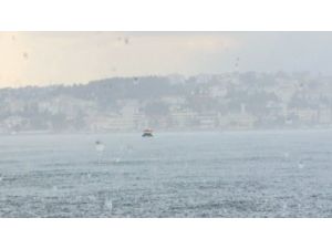 İstanbul’da Sağanak Yağış Başladı