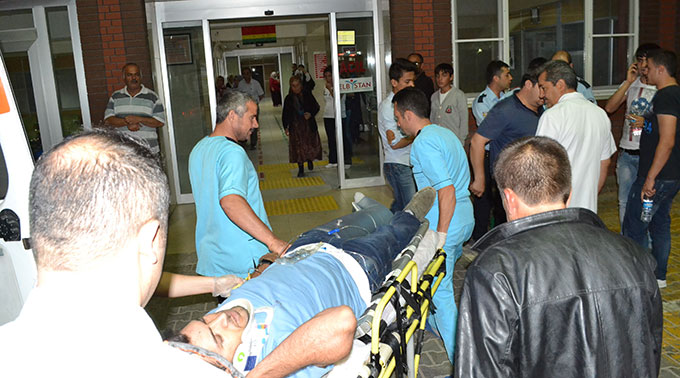 Düğün Dönüşü Kaza: 4 Yaralı