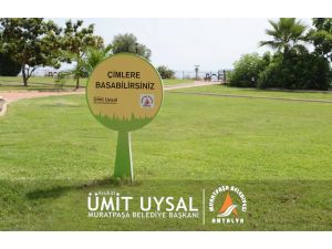 Muratpaşa’da Çimlere Basabilirsiniz