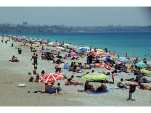 Antalya’da Sıcak Hava Bunalttı