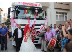Tır’dan Gelin Arabası Yaptılar