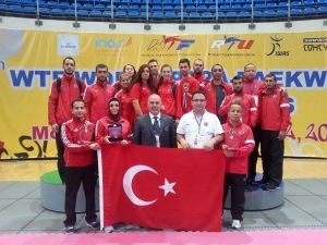 Milli Taekwondocular Rusya’da Madalyaları Topladı