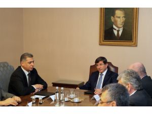 Bakan Davutoğlu, Salihi İle Görüştü