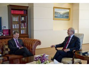 İngiltere Büyükelçisi Moore, Kılıçdaroğlunu Ziyaret Etti