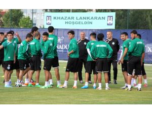 Azerbaycanın Hazar Lenkeran Futbol Takımı Erzurumda Kampa Başladı