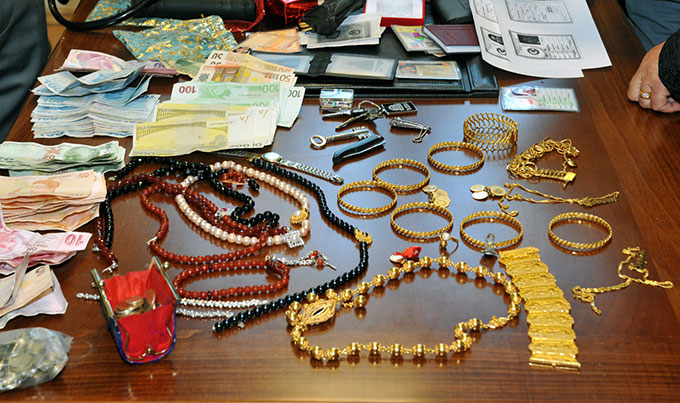 Ziynet Eşyalar Sahibine Teslim Edildi