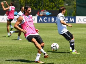 Beşiktaş Yeni Sezon Hazırlıklarına Başladı