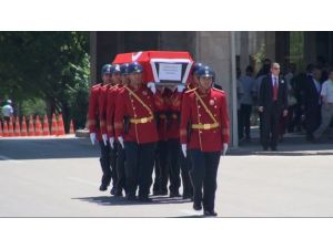 Eski Vekile Meclis’te Tören