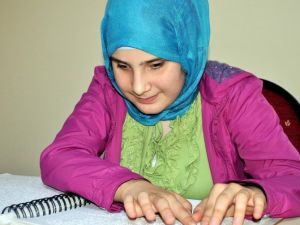 Bu Aşk Engel Tanımıyor