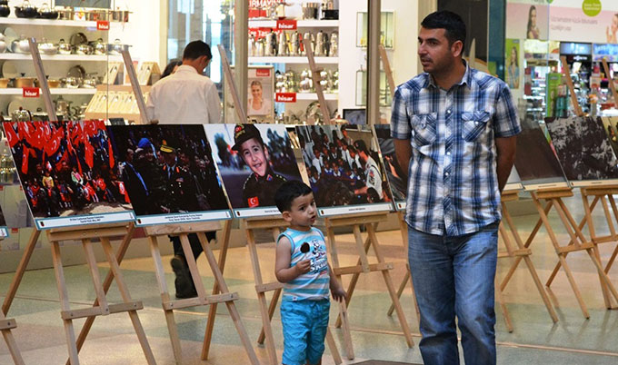Fotoğraflarla Jandarma Sergisi Piazzada