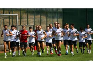 Beşiktaş Yeni Sezon Hazırlıklarını Sürdürüyor