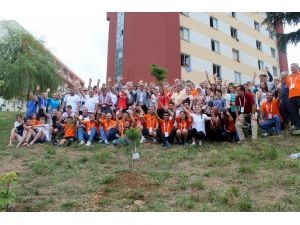 24 Ülkeden Trabzon’a Gelen Sporcular Hatıra Ormanı Oluşturdu
