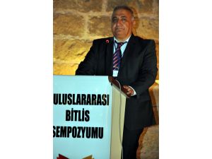 Tarihi El Aman Hanında 1’inci Uluslararası Bitlis Sempozyumu Başladı