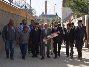 Tika’dan Afganistan’da Yupek Yolu Vakfına Malzemesi Desteği