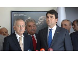 İhsanoğlu, Dp Lideriyle Görüştü