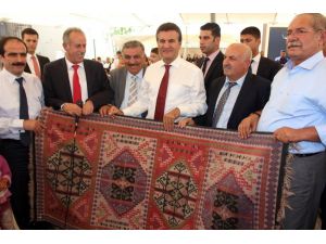 Mustafa Sarıgül Hakkari’de