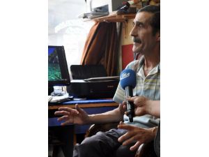 (Özel Haber) Bu Öğretmenin 10 Parmağında 10 Marifet Var