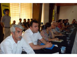 Diyarbakır’da Uyuşturucuyla Mücadele Toplantısı