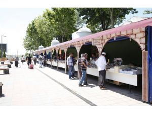 5 Metrelik Kazandan 6 Bin Kişiye Çorba