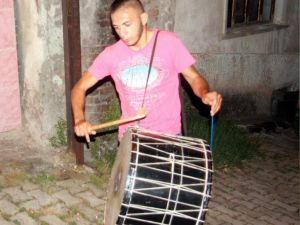 Ramazan Davulcuları Mesailerine Başladı