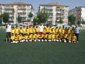 Efsane Kadrodan Futbol Yaz Okulu