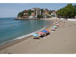 Plajlar Ramazanın İlk Gününde Boş Kaldı