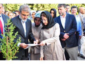 Bakanlar Maden Şehitliği’nde