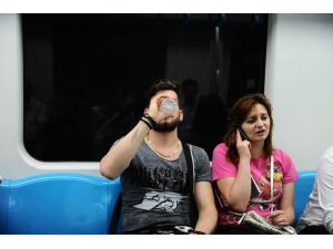 Denizin Altında İlk İftarı Yaparak Tarihe Geçtiler