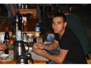 Şanlıurfada Ciğer Kebabı İle Sahur