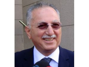 Adaylık Dilekçesi Çiçek’e Sunuldu