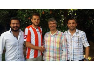 Adanasporda Çifte İmza