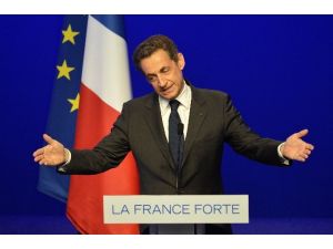 Eski Cumhurbaşkanı Gözaltında