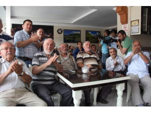 Başbakan Erdoğan’ın Cumhurbaşkanlığı’na Adaylığını Açıklaması Baba Ocağında Coşkuyla Karşılandı