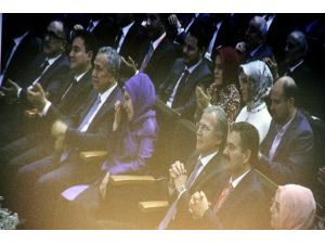 Emine Erdoğan Ve Bülent Arınç Gözyaşlarına Boğuldu