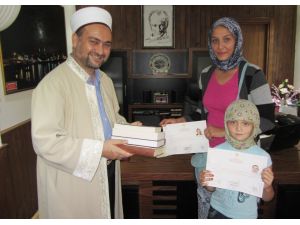 Rus Anne Ve Küçük Kızı İslamiyeti Seçti