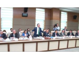 Mhp Ve Hdp’liler Arasında Gergin Anlar